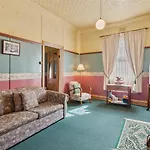 Comstock Cottage Welcomes You