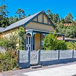 Comstock Cottage Welcomes You