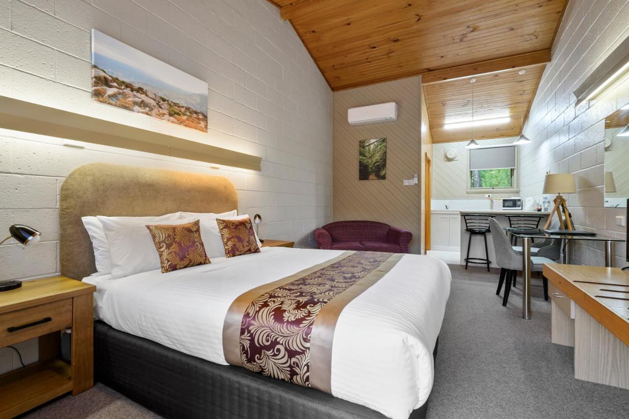 Motel Gold Rush 3*