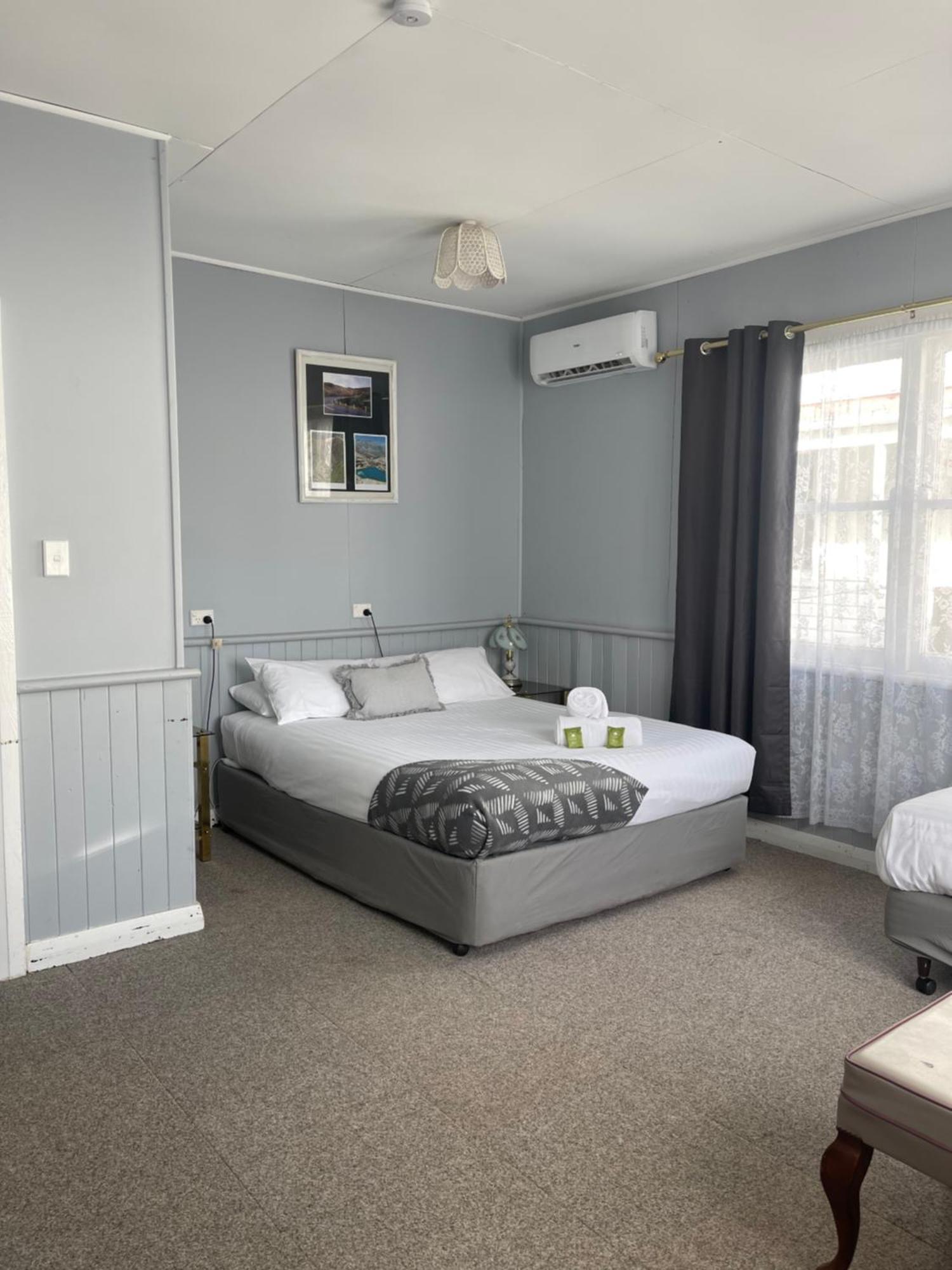 Mountain View Motel 3*