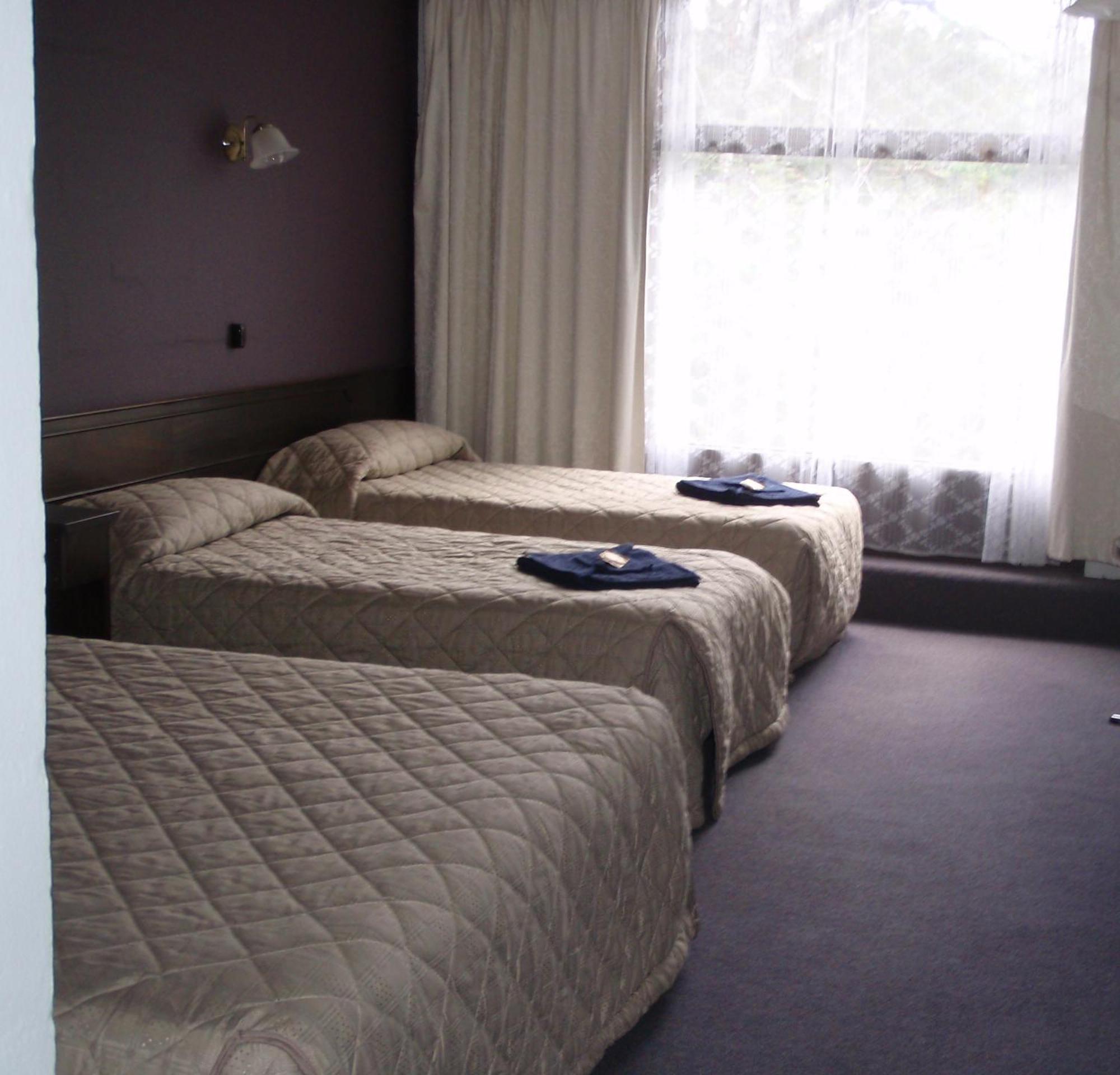 West Coaster Motel