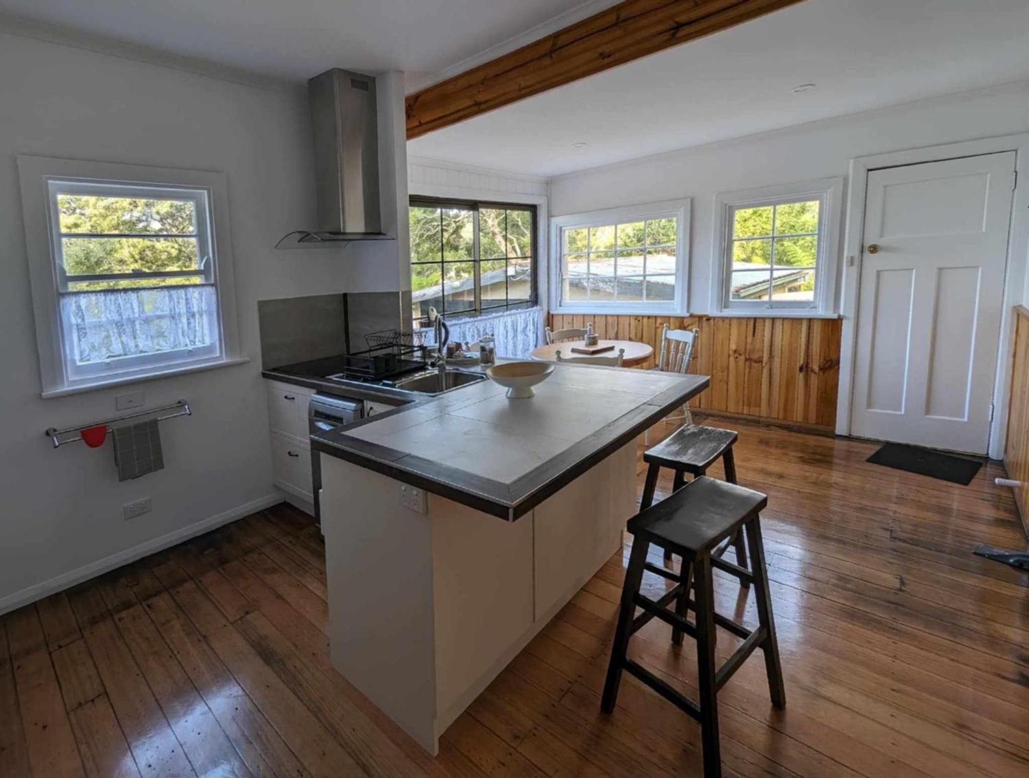 Owen Genuine Comfort And Views Holiday home Queenstown