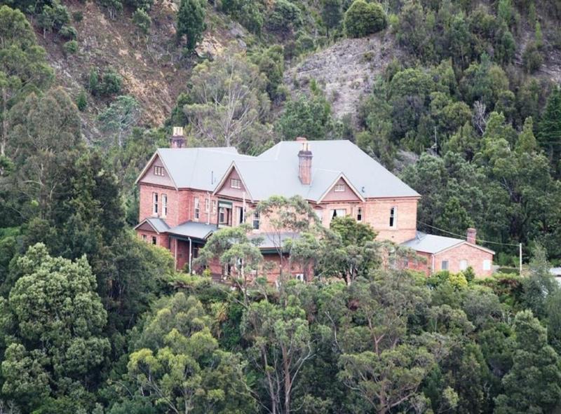 Bed & Breakfast Penghana 4*