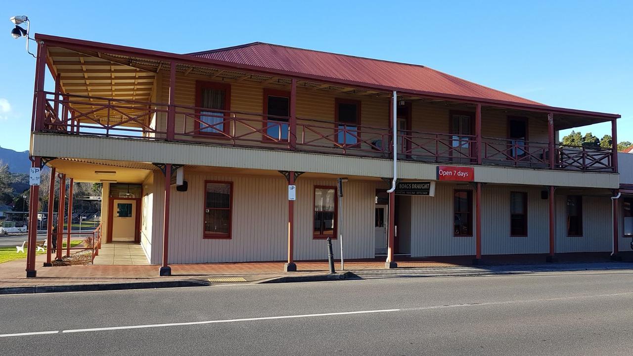 Mt Lyell Motor Motel 3*