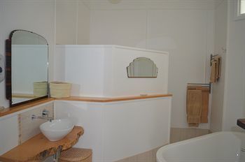 Mt Lyell Anchorage Guest house Queenstown