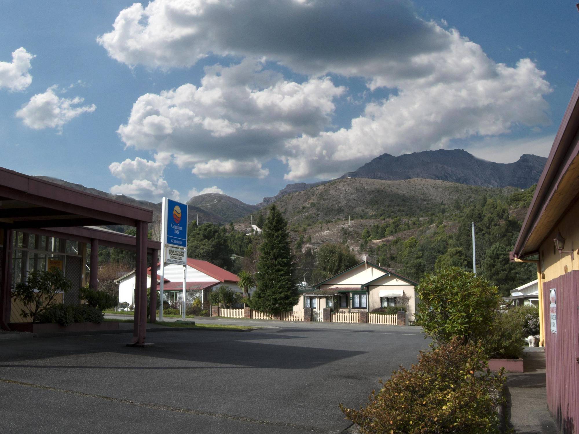 Gold Rush Motel 3*