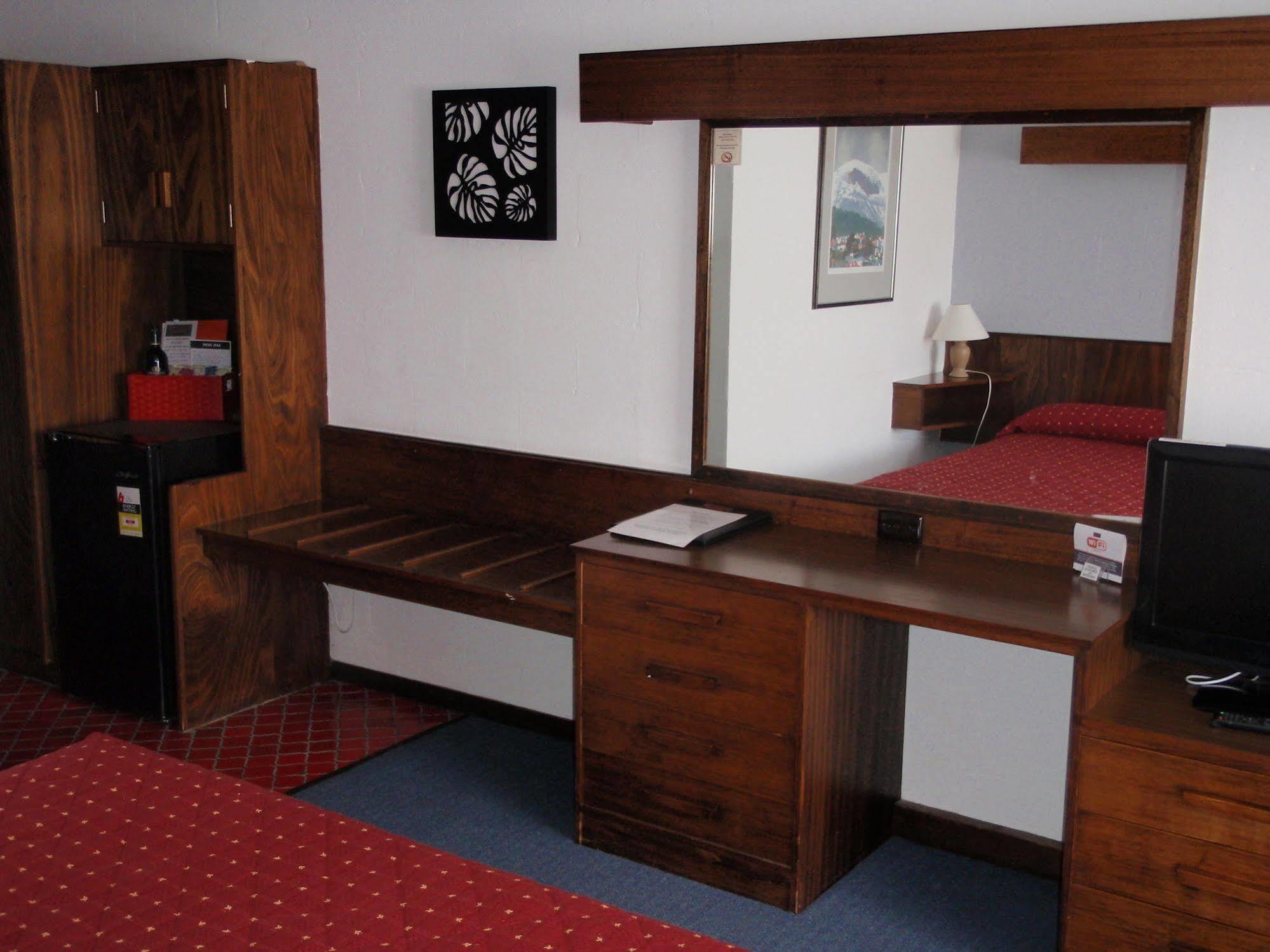 Motel West Coaster 3*
