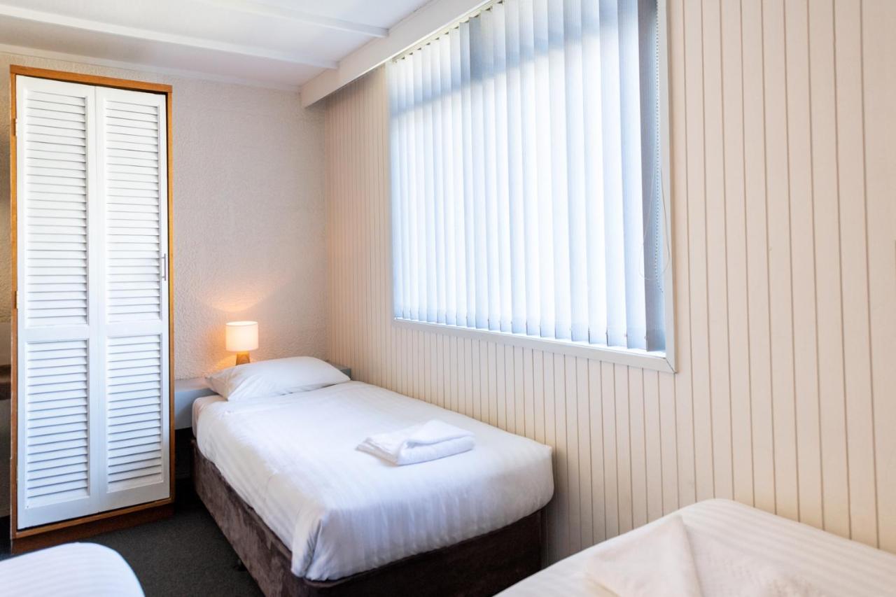 Silver Hills Motel 3*