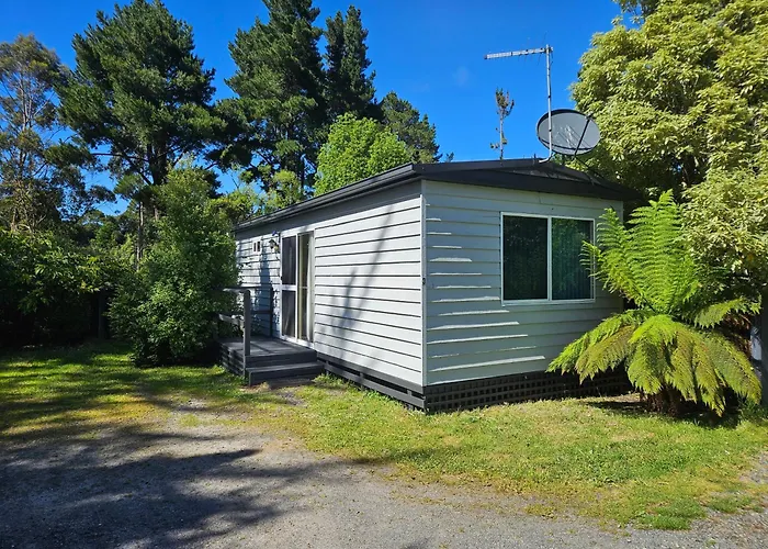Queenstown Copper Country Cabins